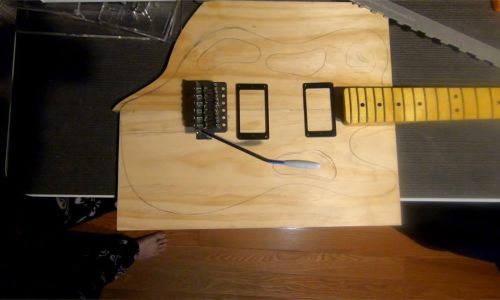 alien-layout169F1C78D-E87E-8D23-4FD7-15D7A4371EF6.jpg